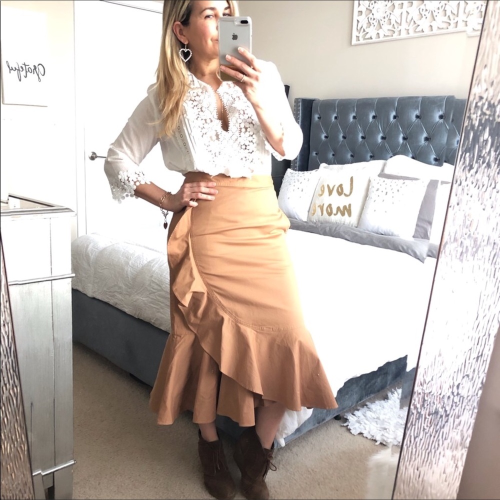 Ann Taylor Tan Double Ruffle Midi Skirt Sz 8 - Picture 3 of 8